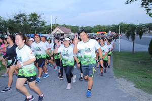 BIB: 
                            <button type="button" onclick="openModal(3629060)" class="btn btn-primary btn-sm float-right btn-popup" data-toggle="modal" data-target=".modal-high-quality">
                        <i class="fas fa-shopping-cart"></i> Add to Cart
                    </button>
                                            <button type="button" onclick="isThisMe(3629060, true)" class="btn btn-success btn-sm float-right btn-popup btn-isme hidden" data-toggle="tooltip" data-placement="bottom" title="นี่คือรูปของคุณใช่ไหม คลิกที่นี่เพื่อเอาเข้าอัลบั้ม">
                        <i class="fas fa-plus"></i> Add to album
                    </button>
                    <button type="button" onclick="isThisMe(3629060, false)" class="btn btn-warning btn-sm float-right btn-popup btn-isnotme hidden">
                        <i class="fas fa-ban"></i> Remove from album
                    </button>